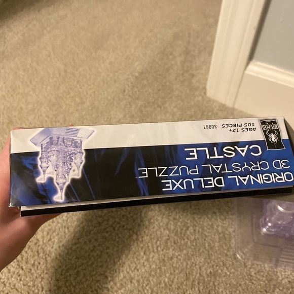 Deluxe Crystal Castle Puzzle Original - Picture 2 of 14